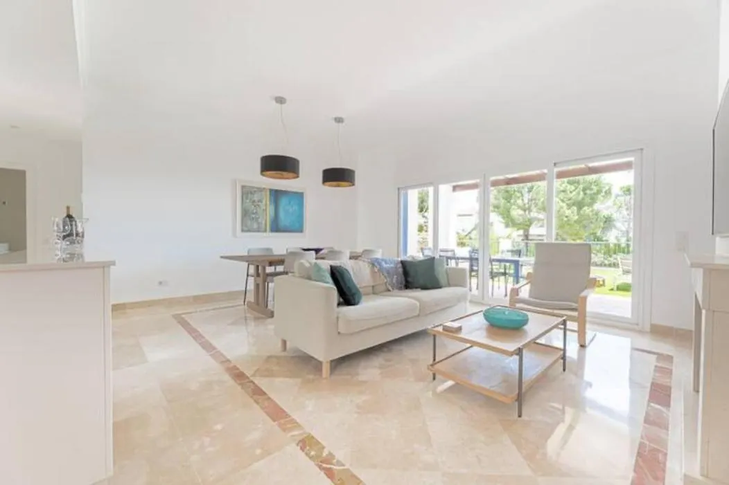Luxury Apartment Paraiso Pueblo-32 Benahavis Spain