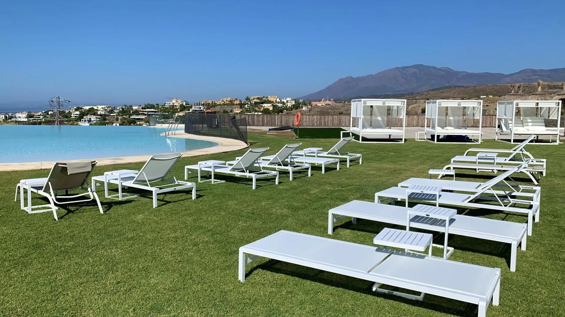 Luxury Apartment Paraiso Pueblo-32 Benahavis Spain